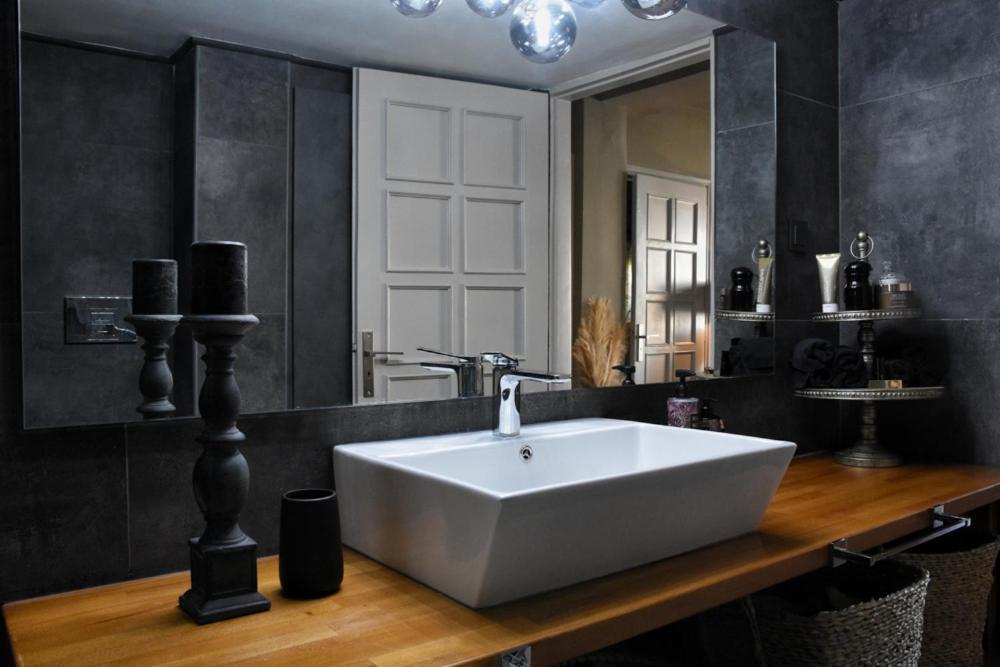 Pepromeno Luxury Apartment In The City Center كالاماتا المظهر الخارجي الصورة